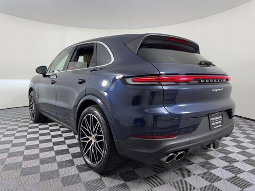 2025 Porsche Cayenne S