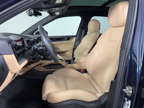 2025 Porsche Cayenne S