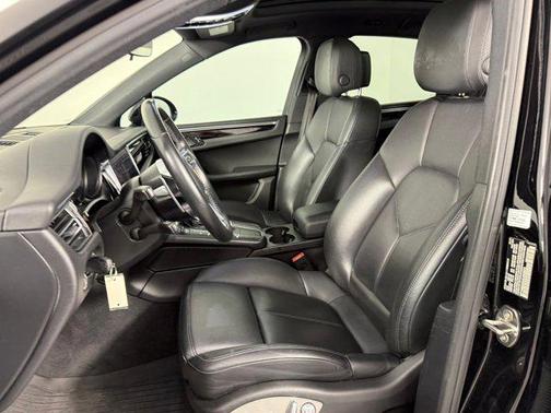 2019 Porsche Macan S