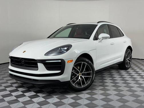 2026 Porsche Macan AWD