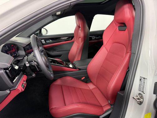 2026 Porsche Panamera RWD