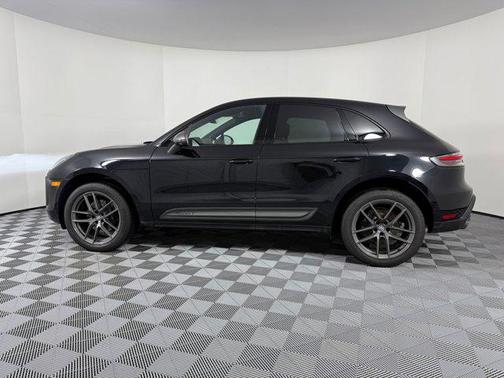 2025 Porsche Macan T