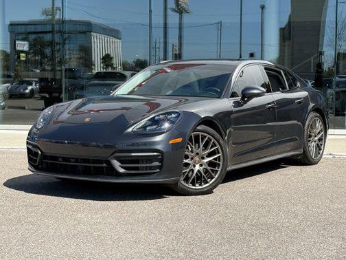 2022 Porsche Panamera Platinum Edition
