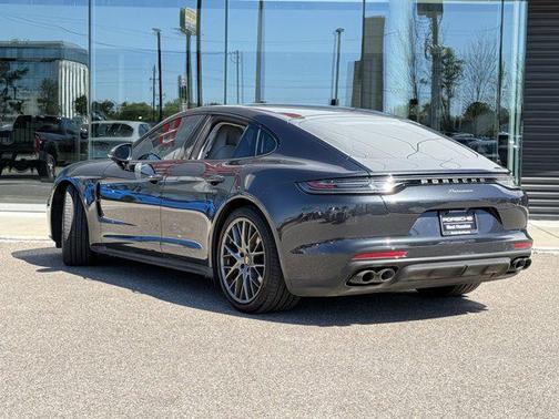 2022 Porsche Panamera Platinum Edition