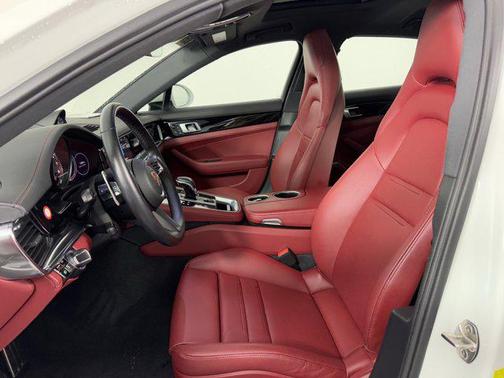 2021 Porsche Panamera E-Hybrid 4