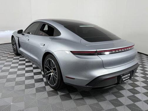 2024 Porsche Taycan RWD