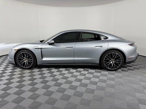 2024 Porsche Taycan RWD