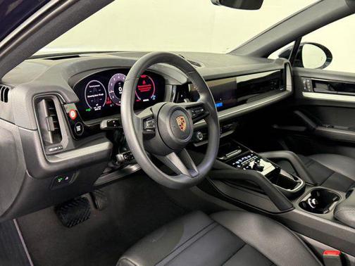 2025 Porsche Cayenne Coupe