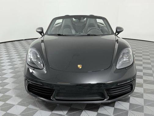 2021 Porsche 718 Boxster T