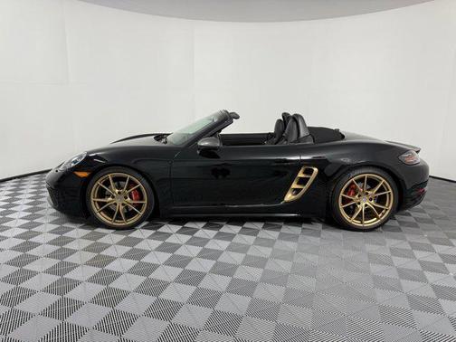 2021 Porsche 718 Boxster T