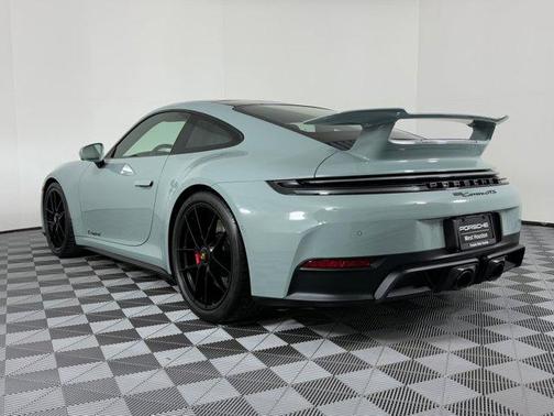 2026 Porsche 911 Carrera GTS