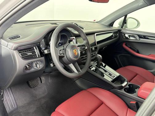 Chalk 2026 Porsche Macan Macan