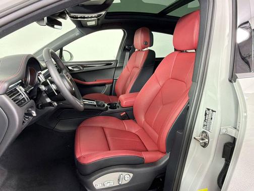 Chalk 2026 Porsche Macan Macan