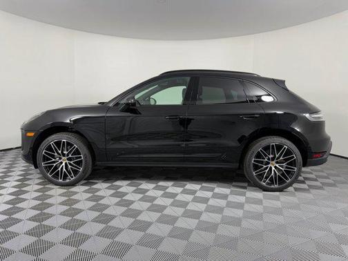 2026 Porsche Macan AWD