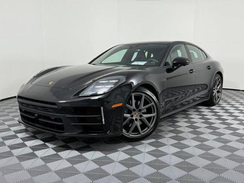 2025 Porsche Panamera RWD
