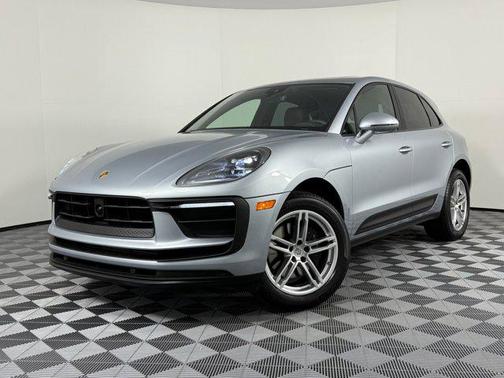2025 Porsche Macan AWD
