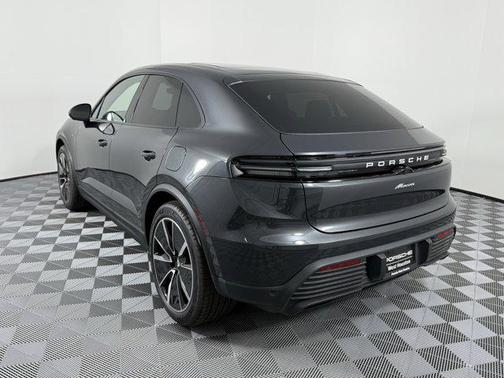 2025 Porsche Macan Electric