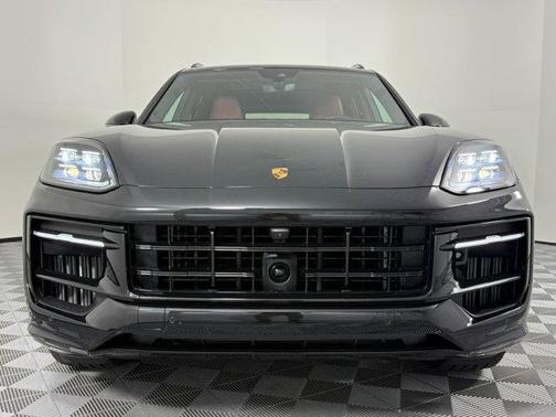 2026 Porsche Cayenne GTS