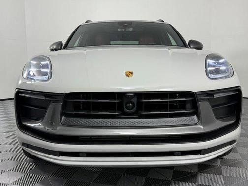 2026 Porsche Macan T