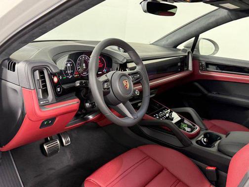 2026 Porsche Cayenne S