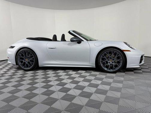 2026 Porsche 911 Carrera