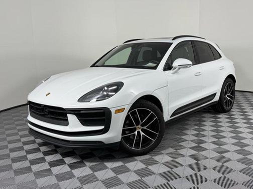 2024 Porsche Macan Base