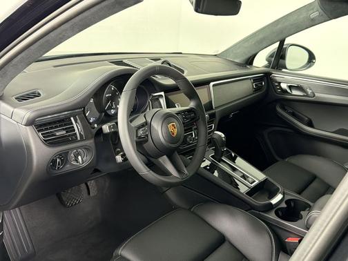 Volcano Grey Metallic 2026 Porsche Macan Macan GTS