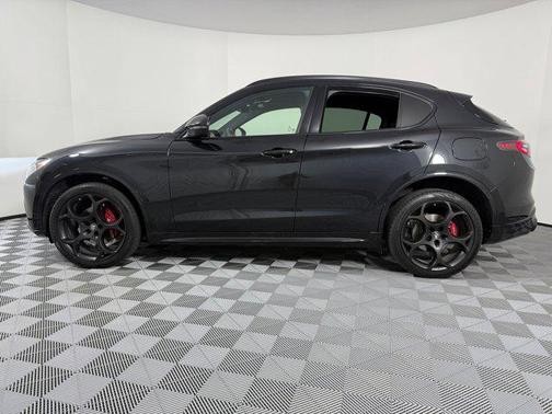 2024 Alfa Romeo Stelvio Ti