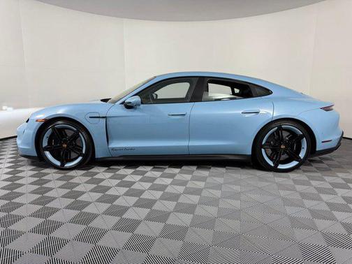 2020 Porsche Taycan Turbo