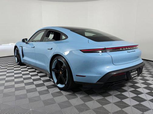 2020 Porsche Taycan Turbo