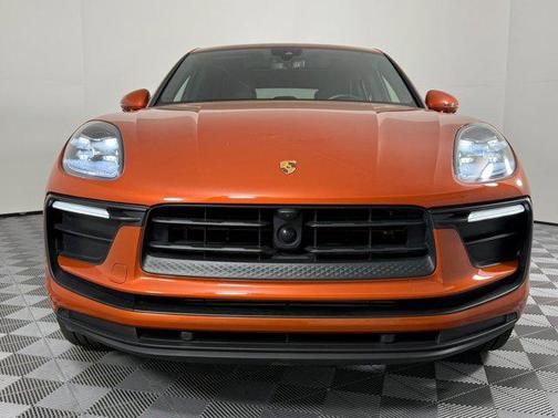 2024 Porsche Macan AWD