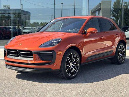2024 Porsche Macan AWD