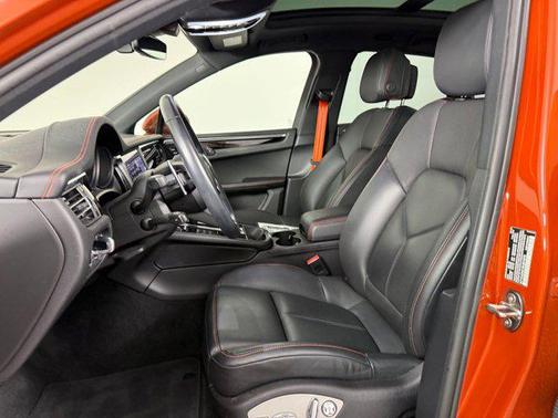 2024 Porsche Macan AWD