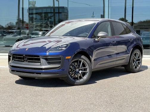2025 Porsche Macan Base