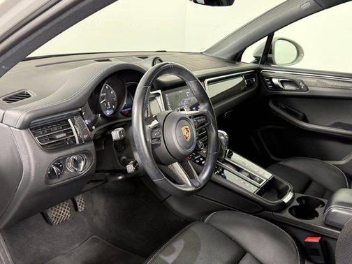 2024 Porsche Macan GTS