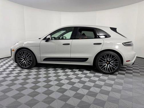 2024 Porsche Macan GTS