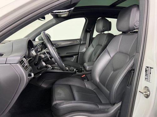 2024 Porsche Macan S