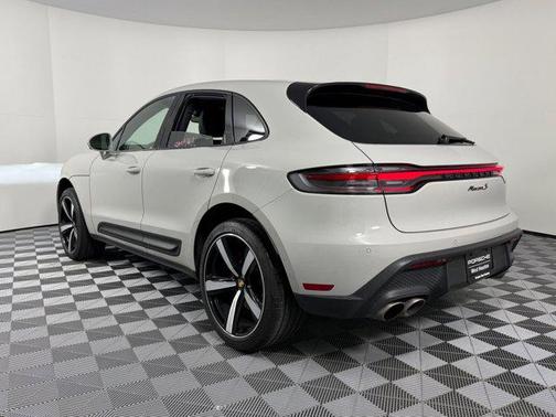 2024 Porsche Macan S