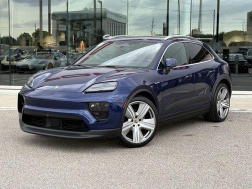 2024 Porsche Macan Base