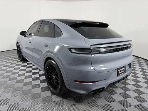 2025 Porsche Cayenne Coupe