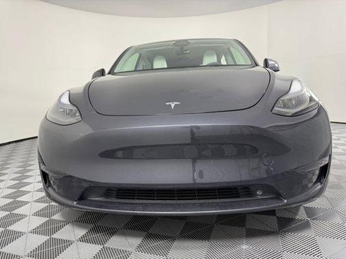 2024 Tesla Model Y Long Range Dual Motor All-Wheel Drive