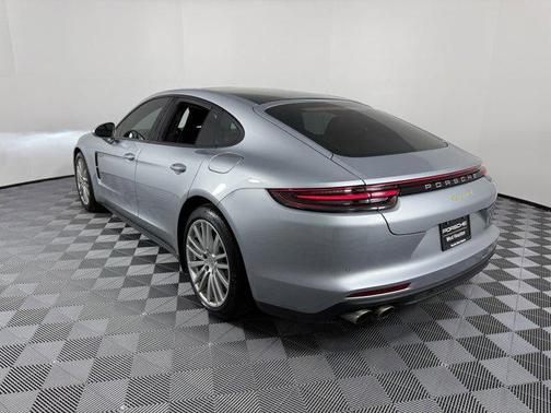 2019 Porsche Panamera E-Hybrid 4