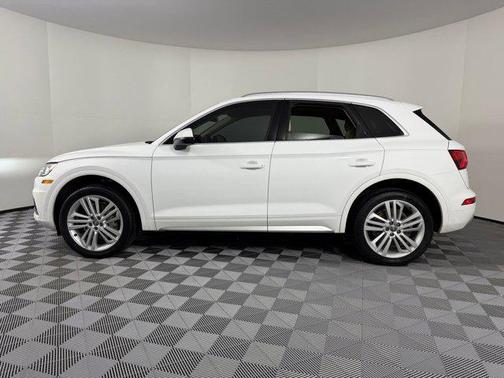 2018 Audi Q5 2.0T Premium Plus