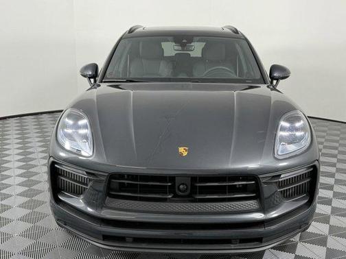 2025 Porsche Macan S