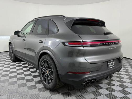 2026 Porsche Cayenne S