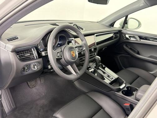 Chalk 2026 Porsche Macan Macan