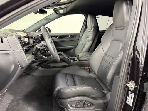 2026 Porsche Cayenne Turbo GT