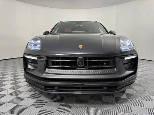 2026 Porsche Macan GTS