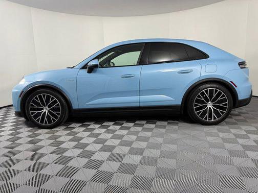 2025 Porsche Macan Electric