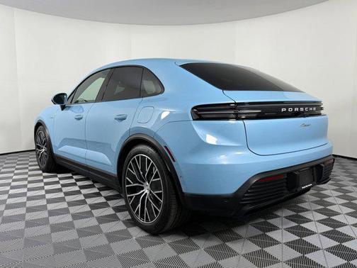 2025 Porsche Macan Electric